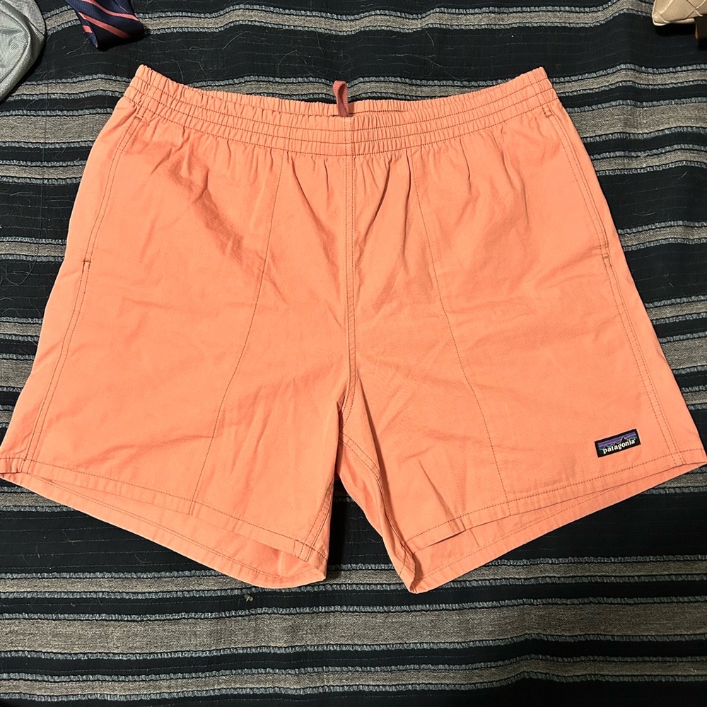 Patagonia Funhogger Shorts - XL “Sunfade Pink”